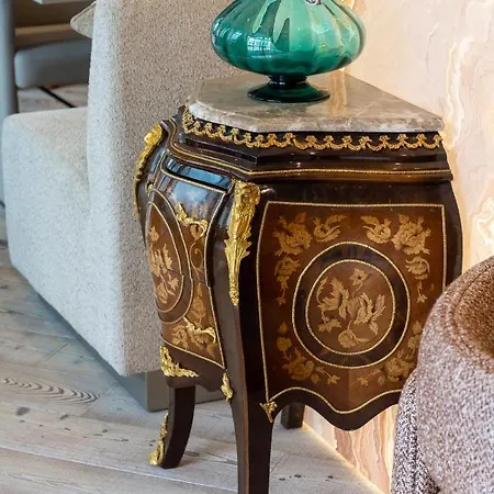 Dos Reis By The Beautique Lisboa