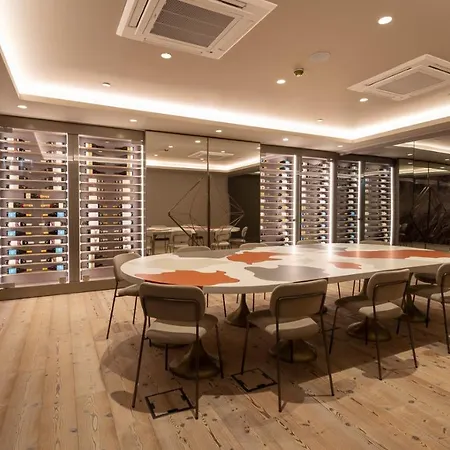 Dos Reis By The Beautique Hotel 4*