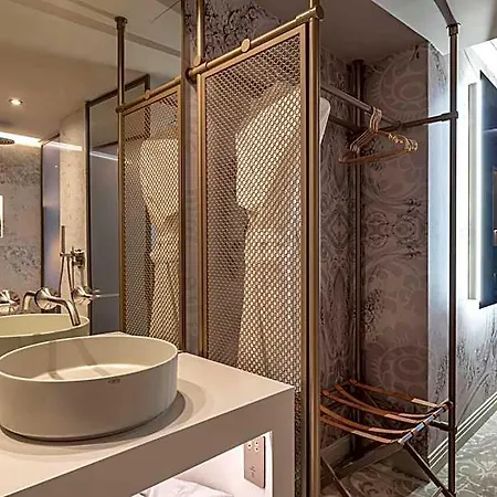 Dos Reis By The Beautique Hotel 4*