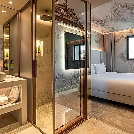 Dos Reis By The Beautique Готель 4*