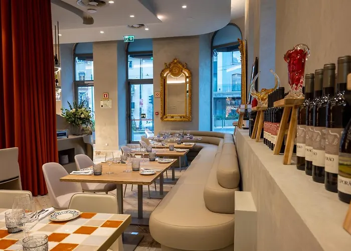 Hotel Dos Reis By The Beautique 4*