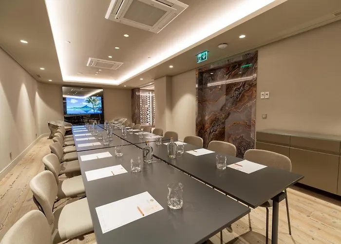 Dos Reis By The Beautique Hotel 4*